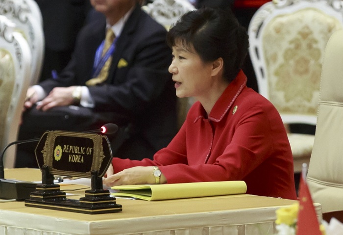 President Park Geun-hye encourages a larger role for ASEAN nations in achieving peace on the Korean Peninsula in a statement she made available to media outlets from the ten ASEAN nations prior to the ASEAN-Republic of Korea Commemorative Summit. Pictured is the president at the ASEAN+3 Summit in Nay Phy Taw, Myanmar, last month. (photo: Cheong Wa Dae)