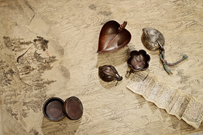 Gourd ladles were used to hold ingredients.