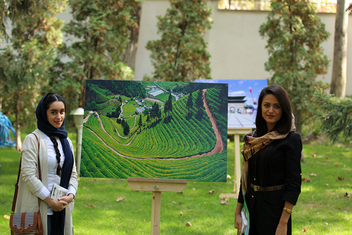 161025_iranedu_art1.jpg