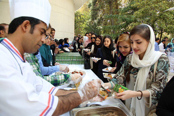161025_iranedu_art3.jpg