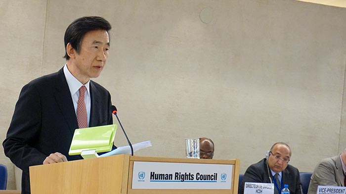 170302_NKhumanrights_art2.jpg
