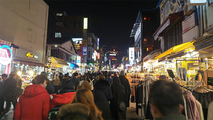 Hongdae: Shopping, music, dancing, busking and more : Korea.net : The ...