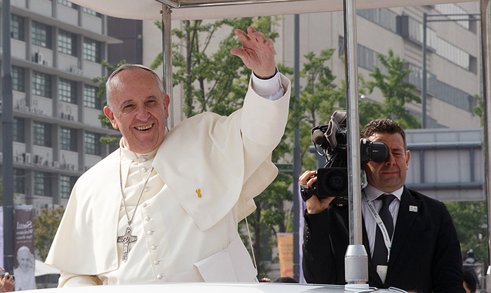 170516_cwdpope_art1.jpg
