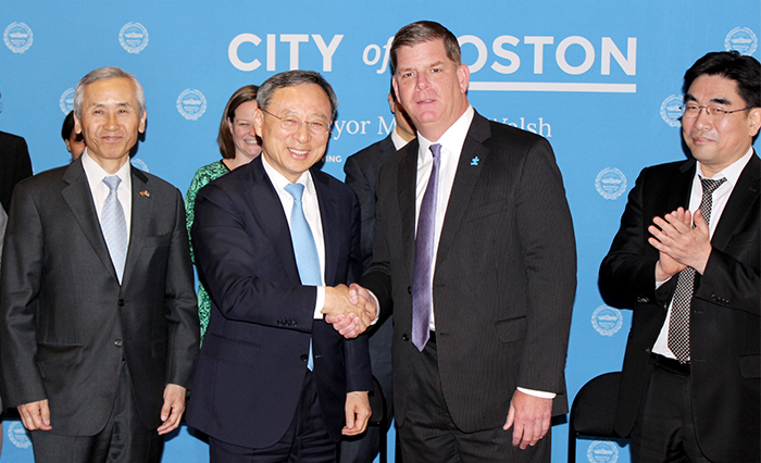 170612_ktboston_art1.jpg