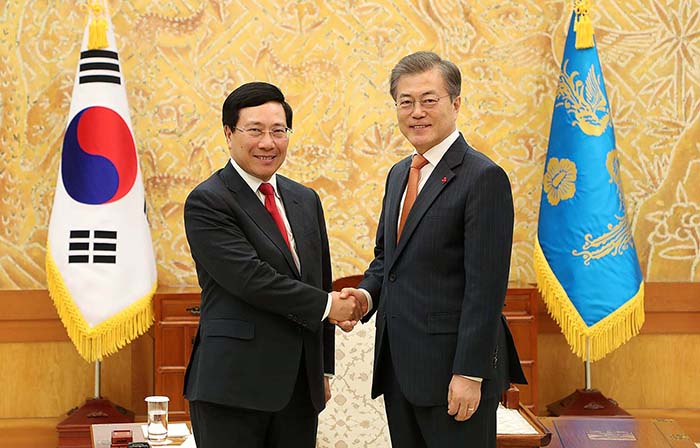 171222_koreavietnam_art1.jpg
