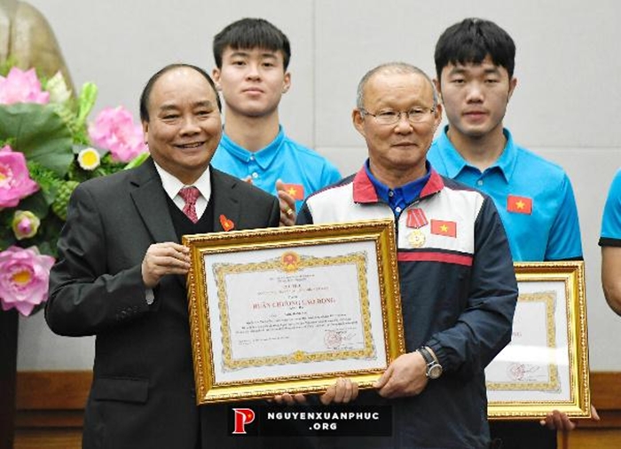 180130_parkhangseo_article_02.jpg