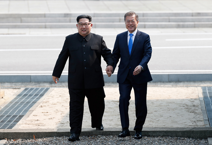 180427_handinhand big.jpg
