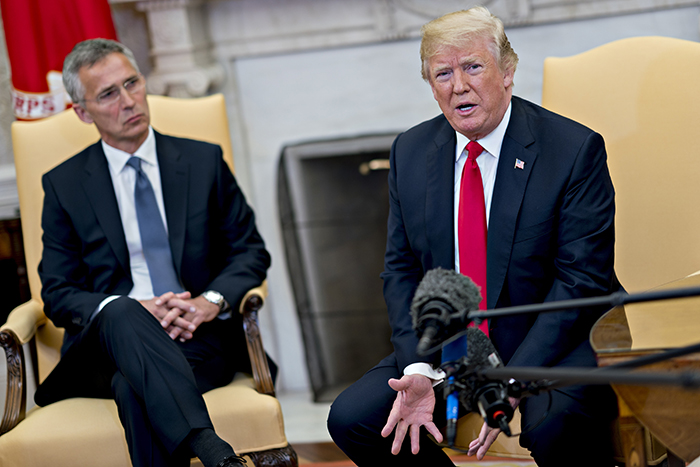 180518_trump_art1.jpg