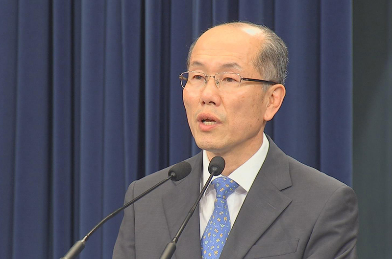 Kim You-geun, deputy director of the National Security Council, on July 12 announces in a media briefing at Cheong Wa Dae the government's stance on Japanese allegations that South Korean companies violated sanctions against North Korea by making unauthorized exports of strategic materials to the North. (Yonhap News)