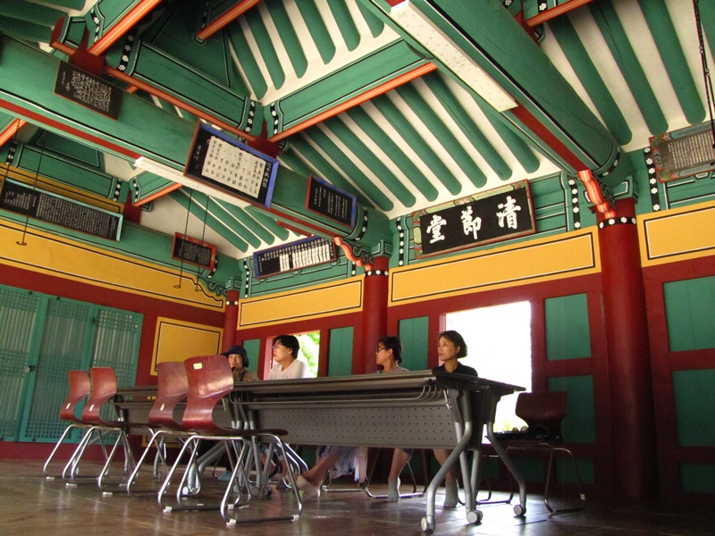 The architecture at Piram Seowon was great.