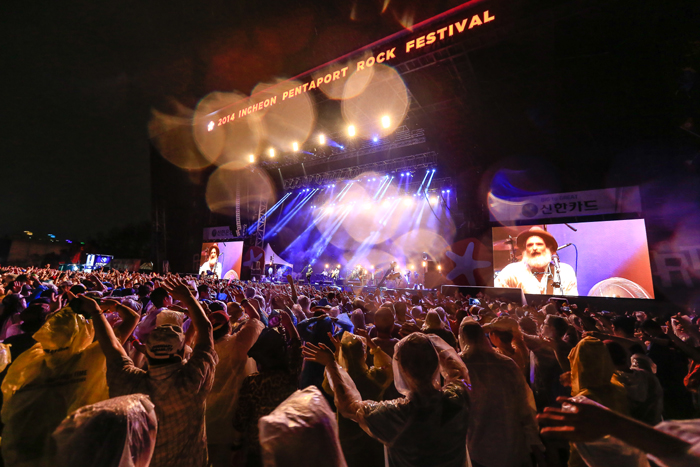 The 2014 Incheon Pentaport Rock Festival takes place in the Songdo neighborhood of Incheon from August 1 to 3. 
