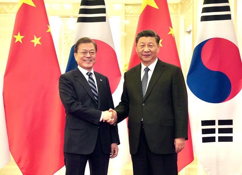 Presidents Moon and Xi