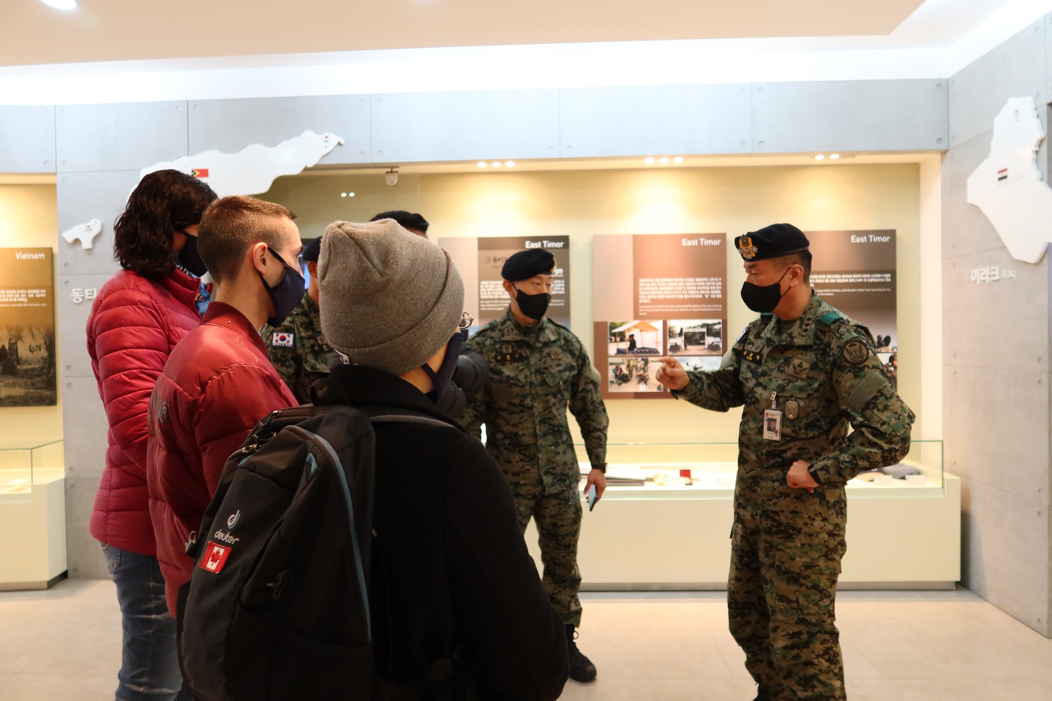 Colonel Gang talking to the Honorary Reporters during the tour 
