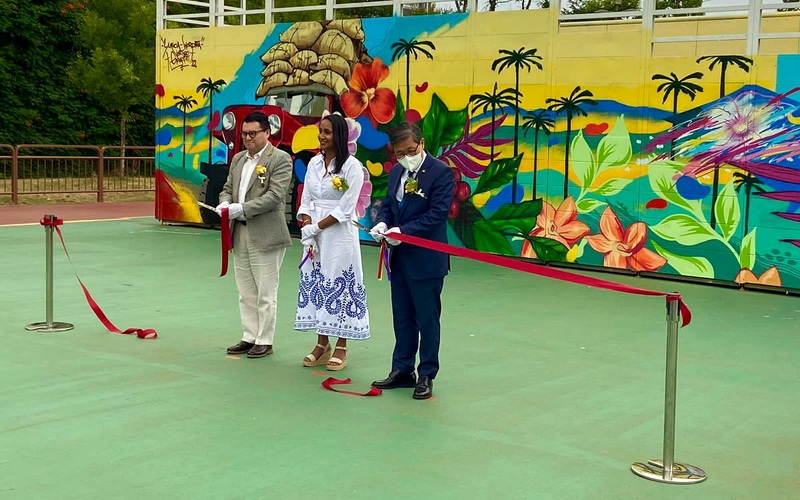 Minister Angelica Mayolo on June 5 attends the tape-cutting ceremony to unveil the mural 