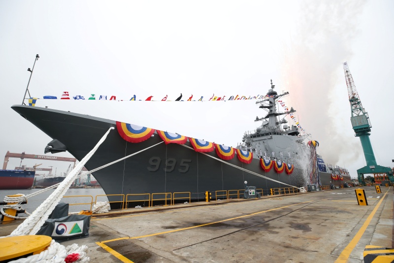 The Republic of Korea Navy on July 28 unveils its first 8,200-ton next-generation Aegis destroyer Jeongjo the Great at the launching ceremony hosted by the shipyard of Hyundai Heavy Industries in Ulsan. (Yonhap News) 
