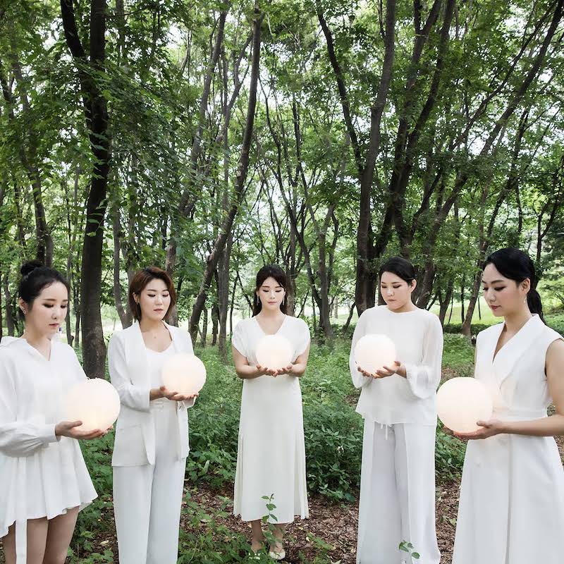 Oursound Lab's video was filmed at Yongsan Family Park of the National Museum of Korea in Seoul.