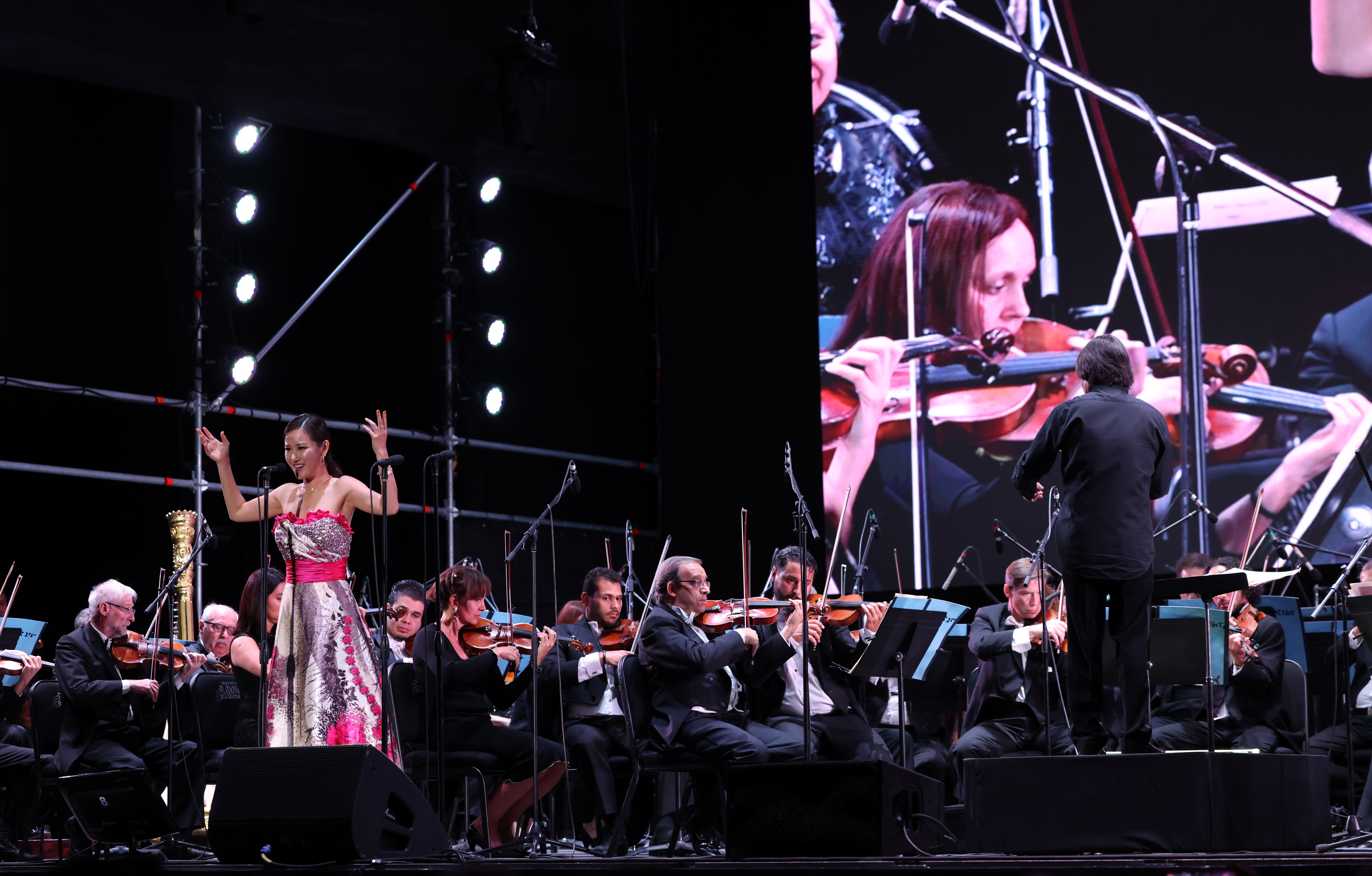 Soprano Hera Hyesang Park on Oct. 12 performs at the opening ceremony of the Festival Internacional Cervantino (International Cervantino Festival) in Guanajuato, Mexico.