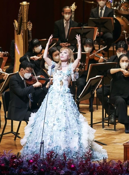 Busan Metropolitan City and the the Bid Committee for World Expo 2030 Busan on Dec. 26 said they appointed soprano Sumi Jo as promotional ambassador for Busan's bid to host the 2030 World Expo. Shown is Jo on Dec. 23 performing at Seoul Art Center in the capital's Seocho-gu District. (Sumi Jo's official Instagram) 