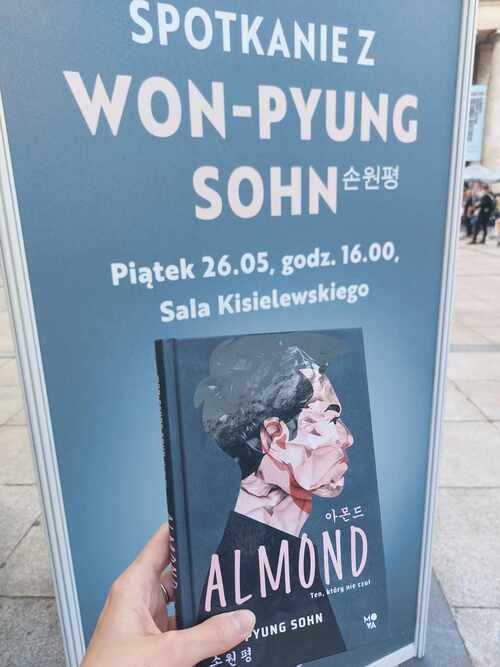 This is a copy of the Polish-language edition of Sohn Won-pyung's novel 