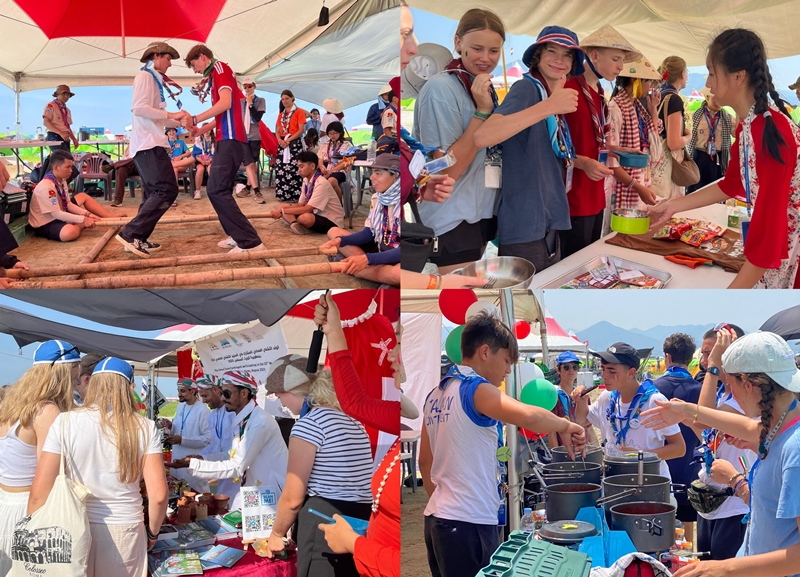 Scouts on Aug. 6 learn about the cultures of participating countries at Cultural Exchange Day as part of the 25th World Scout Jamboree in Saemangeum. (Vietnamese scout delegation)