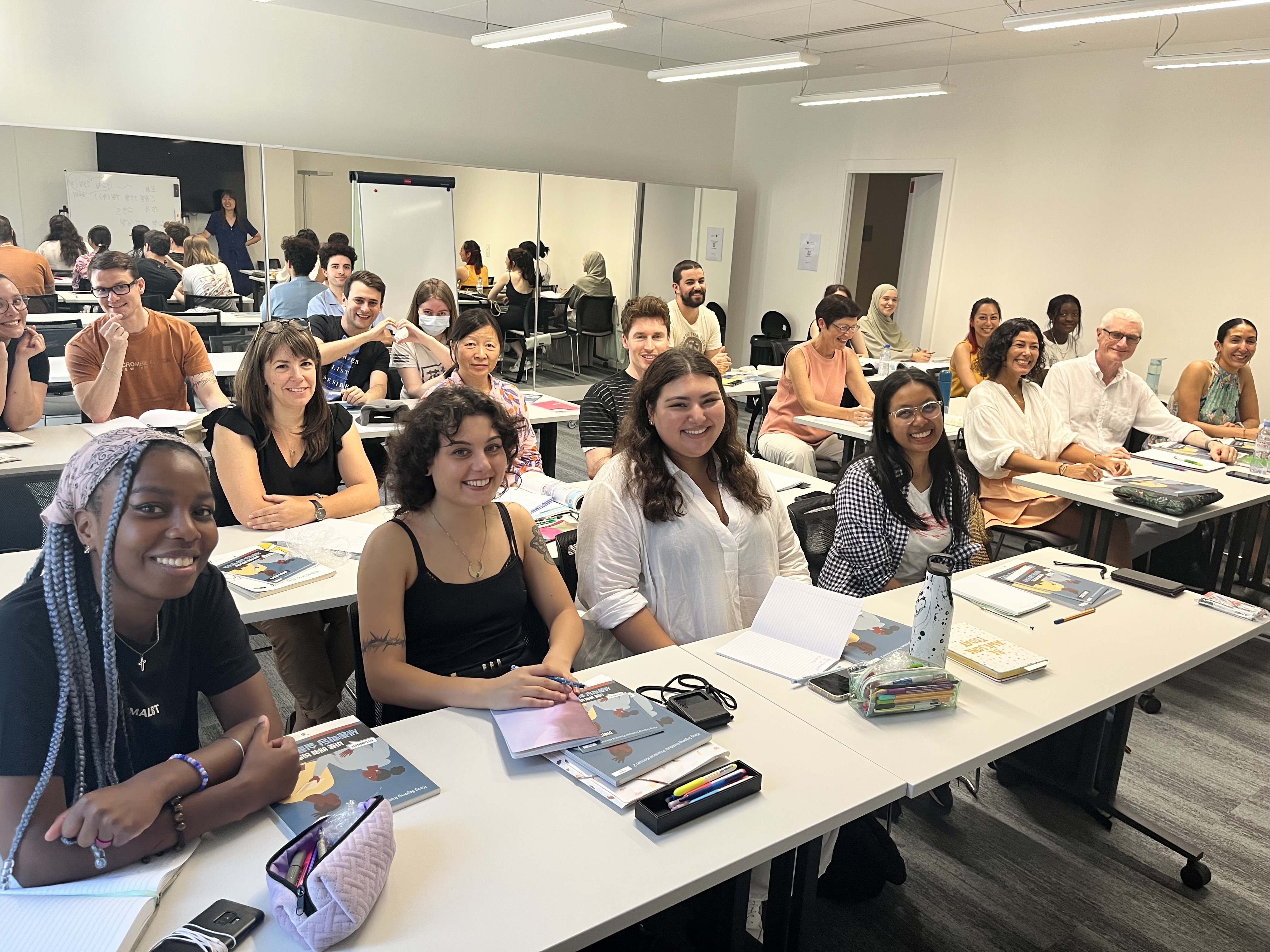 About 20 French students on Sept. 5 take a Korean-language course at King Sejong Institute Center of France located at Paris Korea Center in the eighth arrondissement of the French capital. 