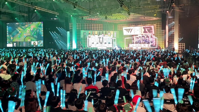 About 4,000 spectators on May 29, 2022, watch the finals of the League of Legend's Mid-season International at the Busan Exhibition and Convention Center, aka BEXCO, in the port city's Haeundae-gu District. 