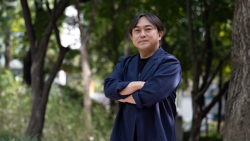 Min Yong-chi is a gugak (traditional music) musician and jaeil gyopo, or an ethnic Korean from Japan. (Lee Jun Young) 