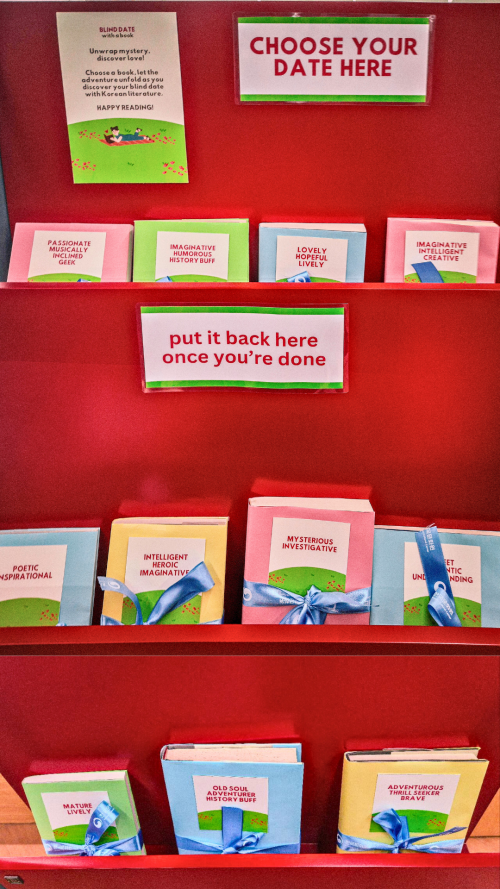 This bookshelf allows readers to select their 
