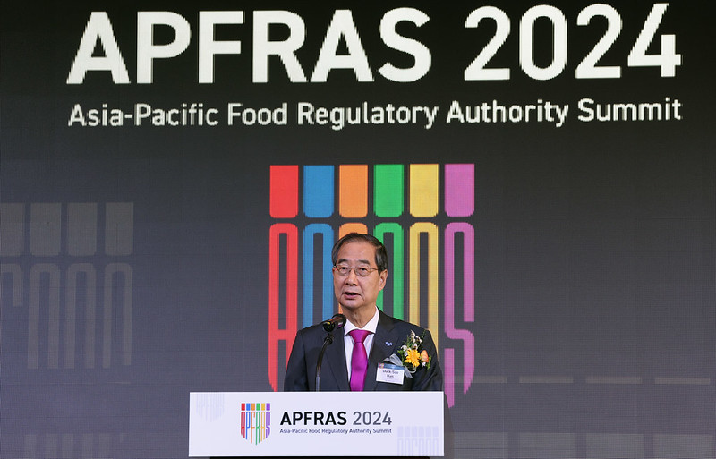 Prime Minister Han Duck-soo on May 13 delivers the welcoming speech at the opening ceremony of APFRAS 2024 at the hotel Westin Josun Seoul in Seoul's Jung-gu District. 