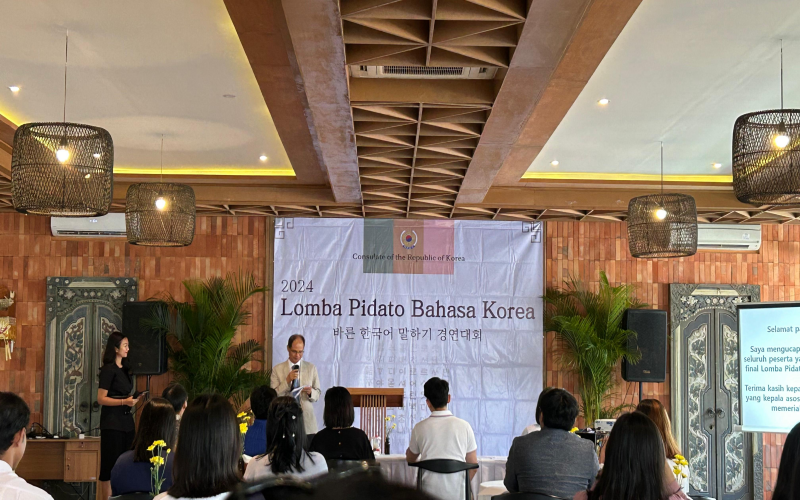 Consul General Korea in Bali, Jeon Jong Yoon gave opening speech before the contest begin. Photo by: Claudya Agatha Mande.
