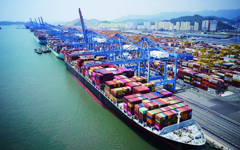 The current account surplus in February of USD 7.18 billion marked the 22nd consecutive month of the balance finishing in the black. (Busan Port Authority's official Facebook account)