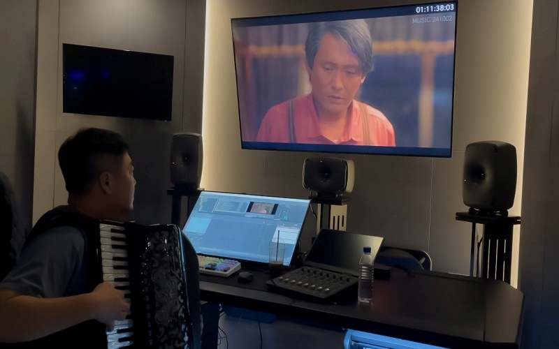 Music director Park Sung-il composes scores for drama scenes while watching the final edited video footage. 