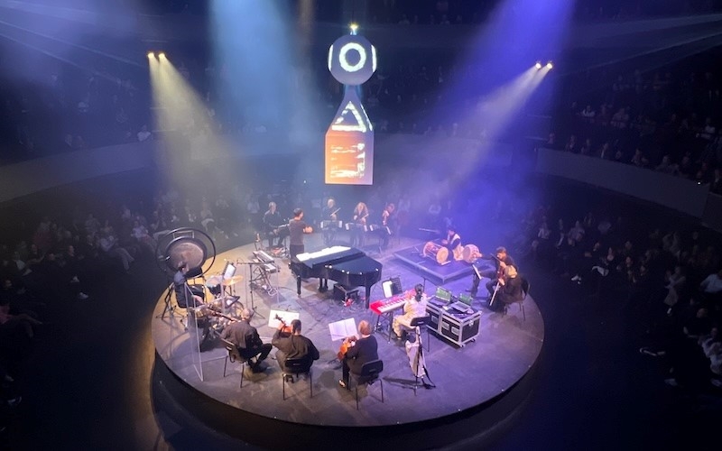 Jung Jae-il performances at the rotating stage with the select Czech National Symphony Orchestra soloist at the Nova Spirala cultural venue in Prague on April 19. 
