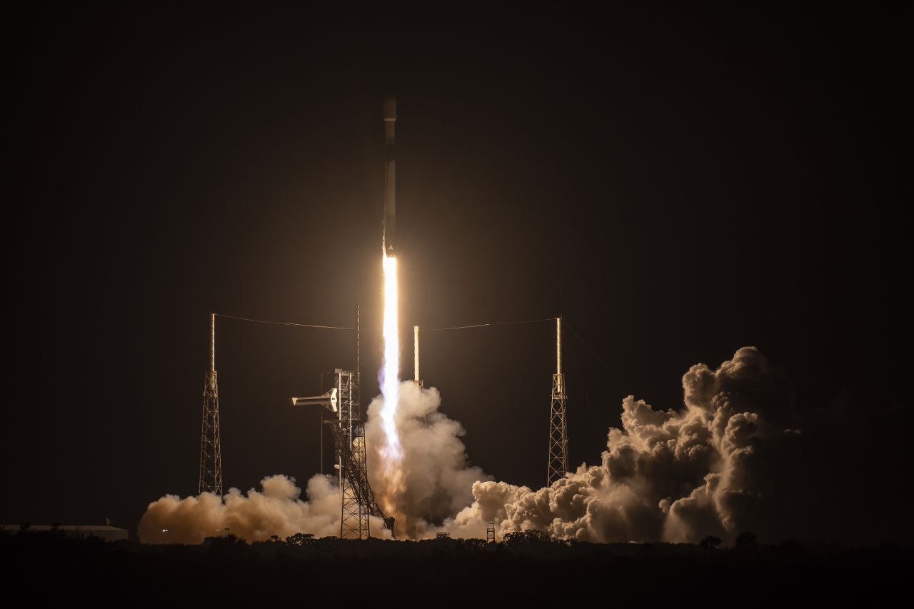The rocket carrying the Korean military's fourth reconnaissance satellite on April 21 is launched from Cape Canaveral Space Force Station in Cape Canaveral, Florida.