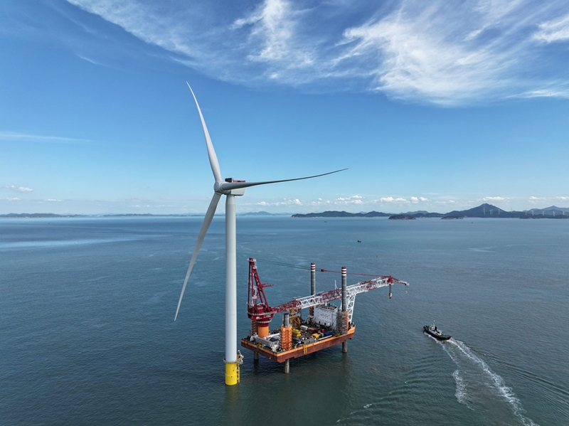 This is an offshore wind power complex in Sinan-gun County, Jeollanam-do Province. (SK Innovation E&S)  