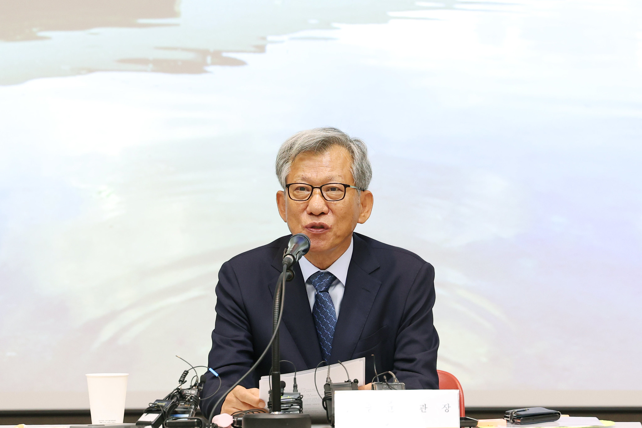 You Hong June, the newly appointed director-general of the National Museum of Korea, on July 24 holds a news conference on his objectives at the museum in Seoul's Yongsan-gu District three days after his appointment. 