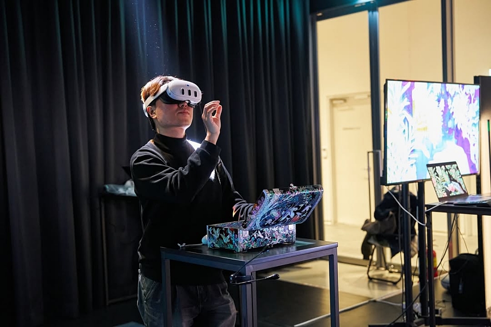 The Asia-Pacific Economic Cooperation (APEC) High-Level Dialogue on Cultural and Creative Industries from Aug. 26-28 in Gyeongju, Gyeongsangbuk-do Province, will discuss cooperation in cultural and creative industries in the digital and artificial intelligence era. Shown is the project exhibition 