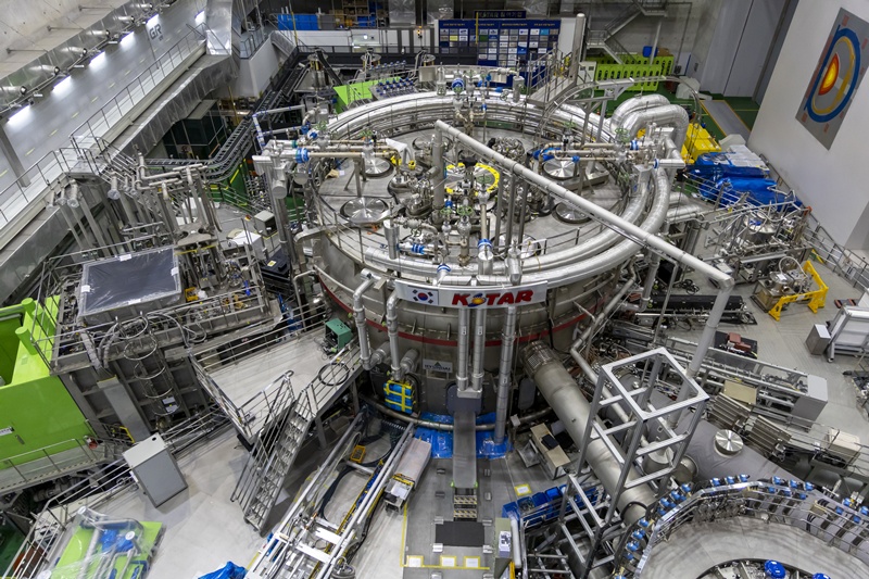 The reactor Korea Superconducting Tokamak Advanced Research, dubbed the 