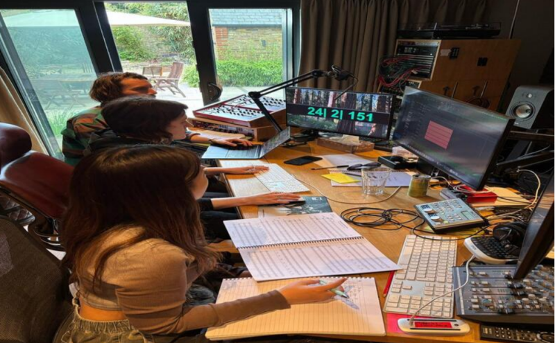 Yoo Ka-you behind the scene of the album 