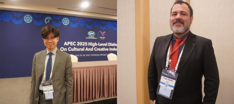 Supawit Jianrungsaeng (left) from the Thai daily Matichon and Filipe Lopes Barini from the Brazilian newspaper O Globo