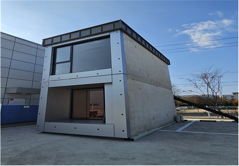 This is a model house built with passive modular construction technology. (Korea Institute of Civil Engineering and Building Technology)  
