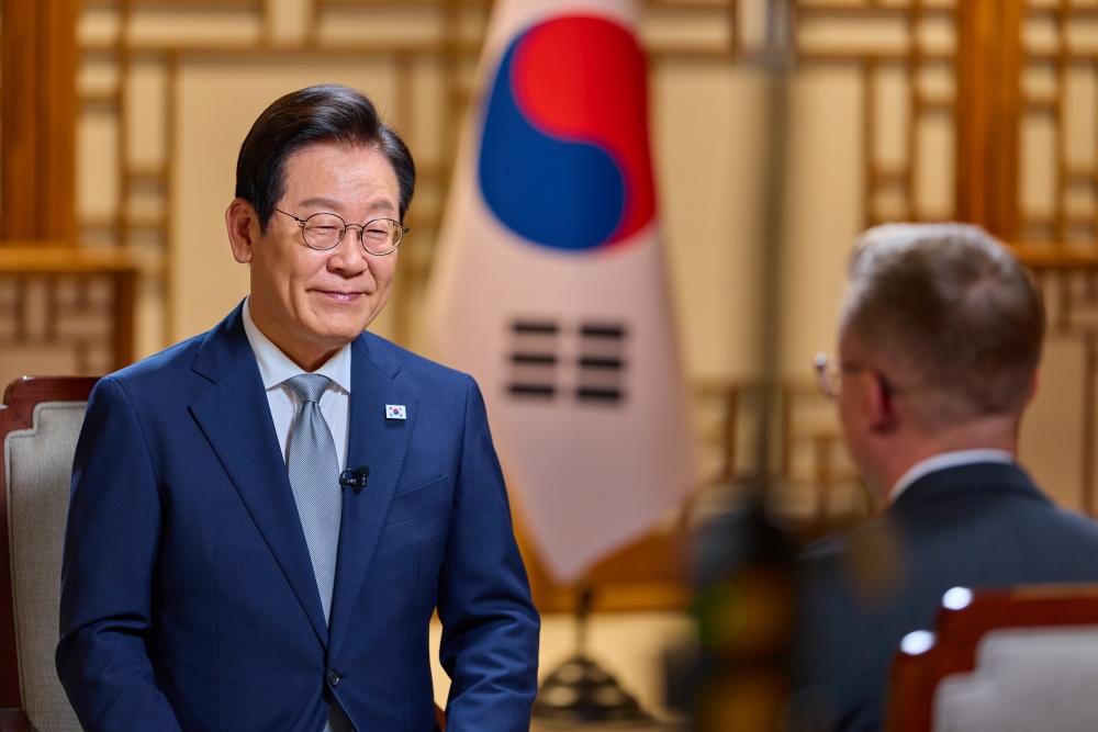 ▲ 이재명 대통령이 22일 용산 대통령실 자유홀에서 CNN과 인터뷰를 하고 있다. 대통령실.