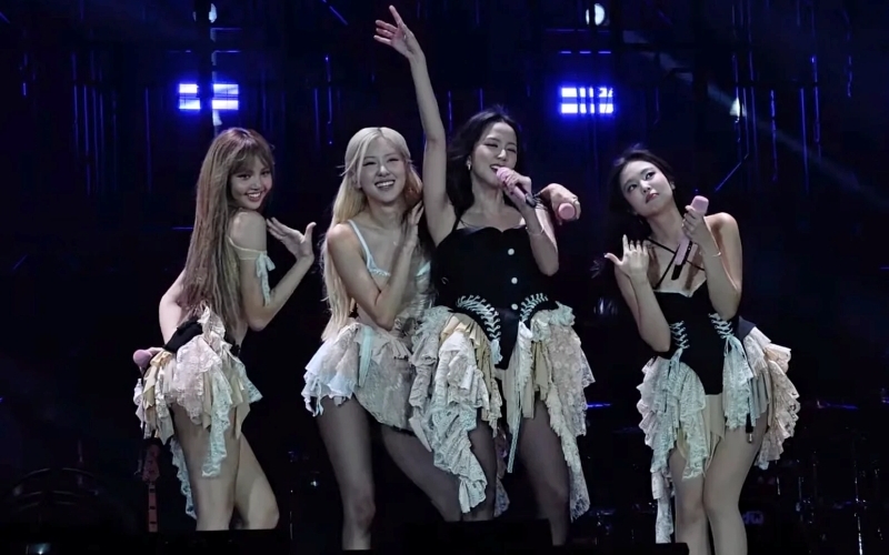 BLACKPINK wearing outfit designs by Gloria Jane Royer. 