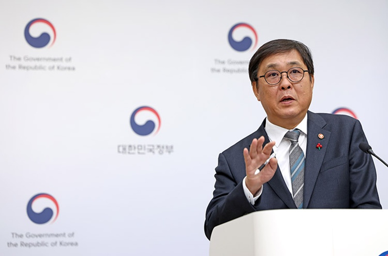 Minister of Culture, Sports and Tourism Chae Hwi-young on Dec. 16 announces his ministry's main business plan for 2026 at Government Complex-Sejong in Sejong. (Ministry of Culture, Sports and Tourism)