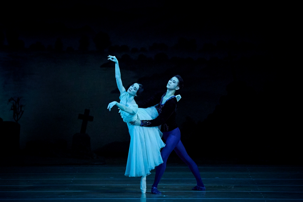 Ballerino Jeon Minchul (right) plays the male lead of Albrecht in 