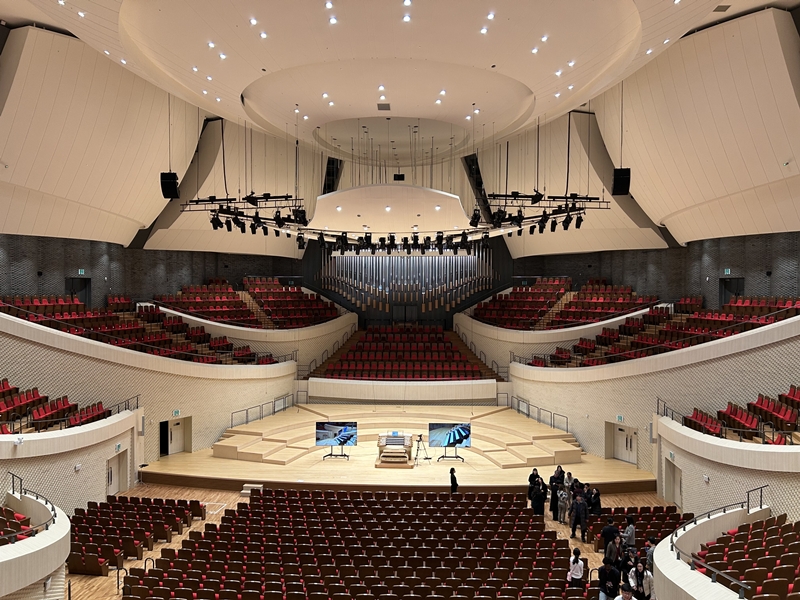 Busan Concert Hall, which opened in June last year, exemplifies the rapid expansion of the city's infrastructure for culture and arts. (Margareth Theresia)  