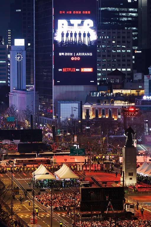   Gwanghwamun Square on the evening of March 21 is the site of the concert 