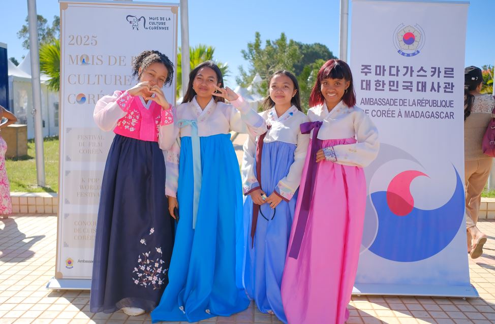Visitors in May last year pose for photos at the 2025 K-Beauty Festival hosted by the Korean Embassy in Antananarivo as part of the Madagascar International Fair. (Korean Embassy in Madagascar) 