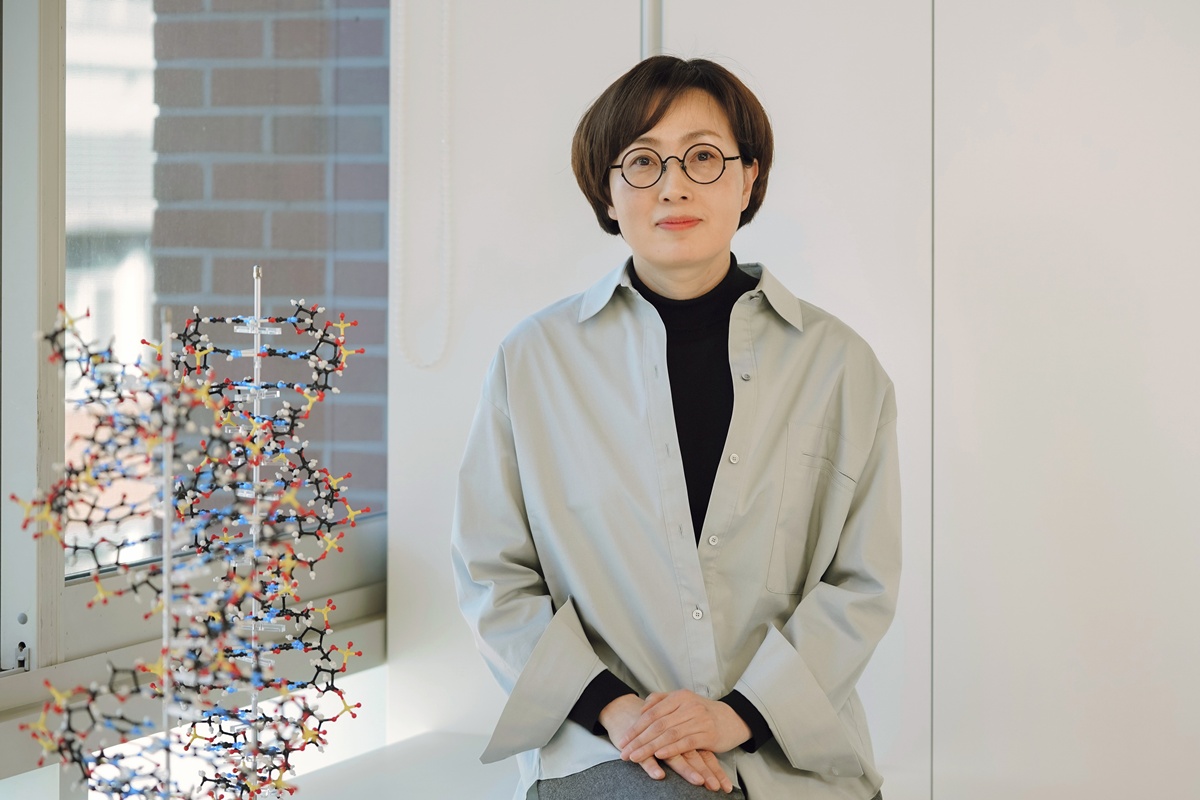 Kim V. Narry, distinguished professor at Seoul National University and director of the Center for RNA Research at the Institute for Basic Science (IBS) in Daejeon, is the first Asian to win the prestigious HFSP Nakasone Award. (IBS)  