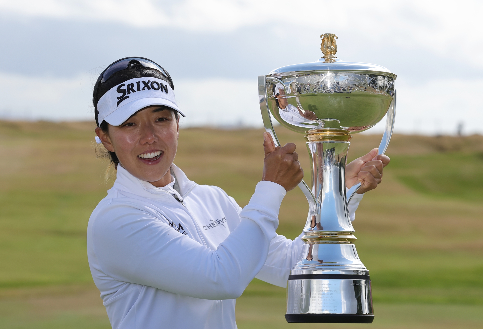 Shin Ji-eun, better known as Jenny Shin, on July 26 poses for photos after winning the ISPS Handa Women's Scottish Open at Dundonald Links in North Ayrshire, Scotland. (Yonhap News)  
